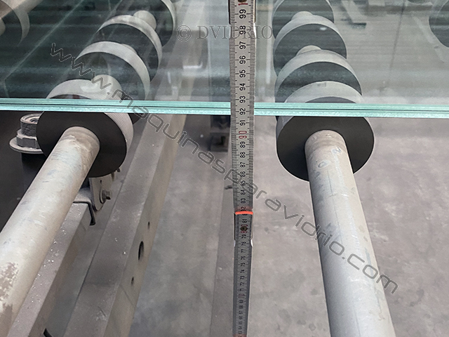 HORNO DE RODILLOS "CALANDRA" PARA LAMINADO DE VIDRIO BENTELER