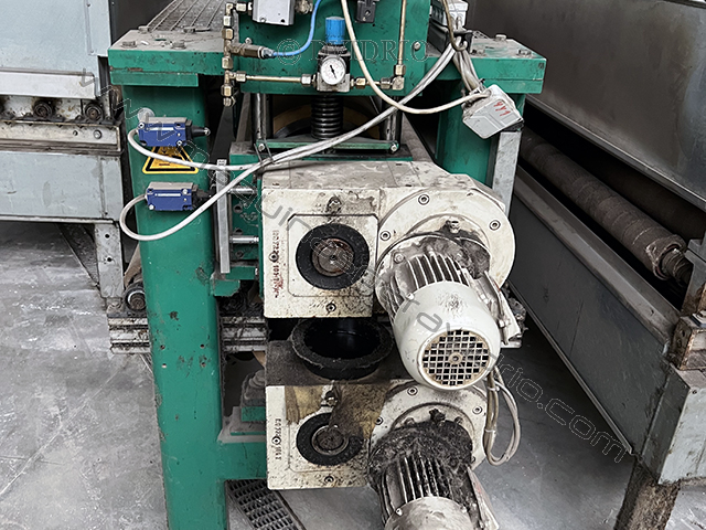 HORNO DE RODILLOS "CALANDRA" PARA LAMINADO DE VIDRIO BENTELER