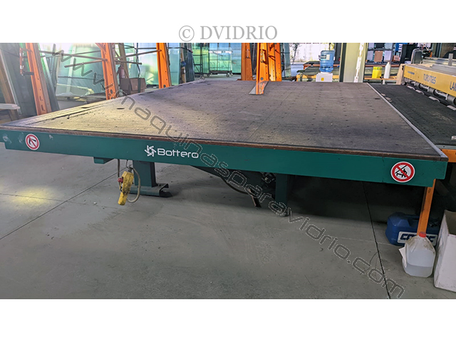 MESA BASCULANTE PARA CARGA DE VIDRIO BOTTERO