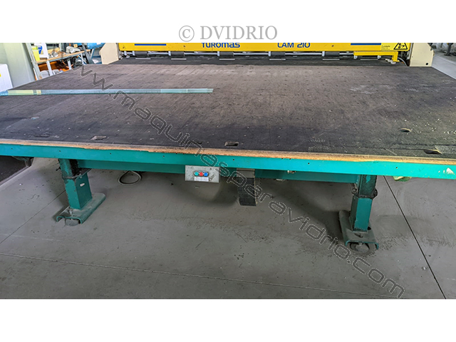 MESA BASCULANTE PARA CARGA DE VIDRIO BOTTERO