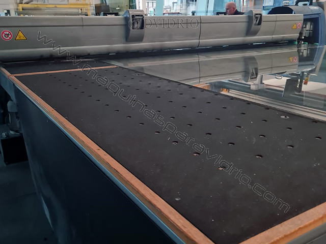 MESA DE CORTE PARA VIDRIO LAMINADO MACOTEC