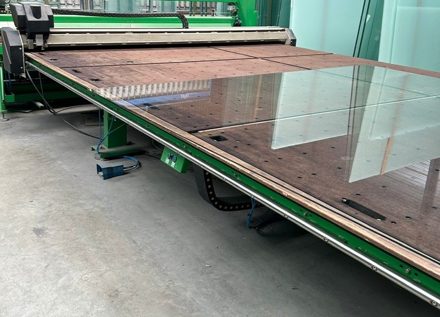 MESA DE CORTE PARA VIDRIO MONOLITICO JUMBO BOTTERO