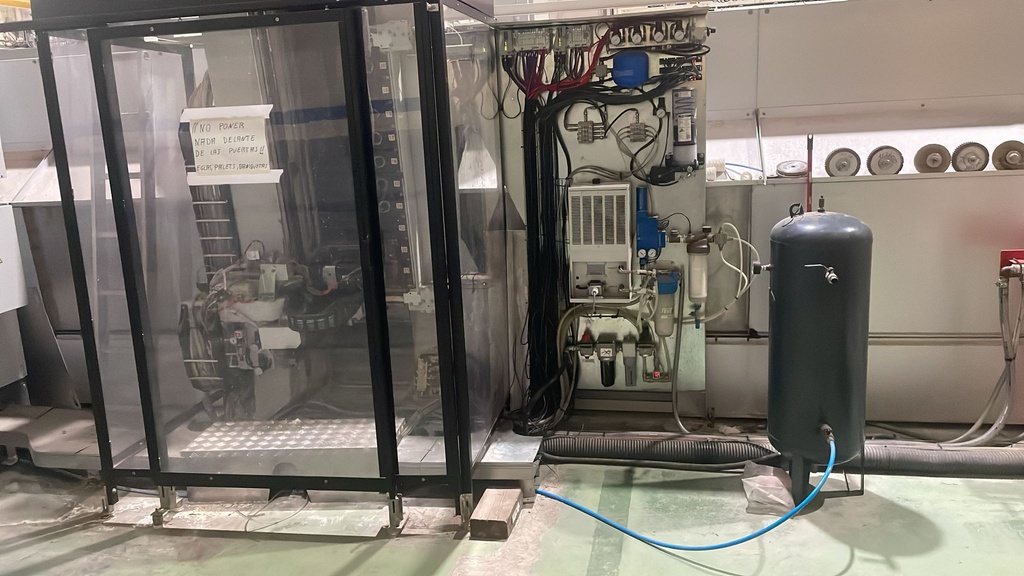 CNC VERTICAL PARA VIDRIO INTERMAC