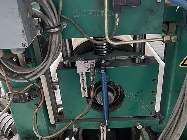 HORNO DE RODILLOS "CALANDRA" PARA LAMINADO DE VIDRIO BENTELER