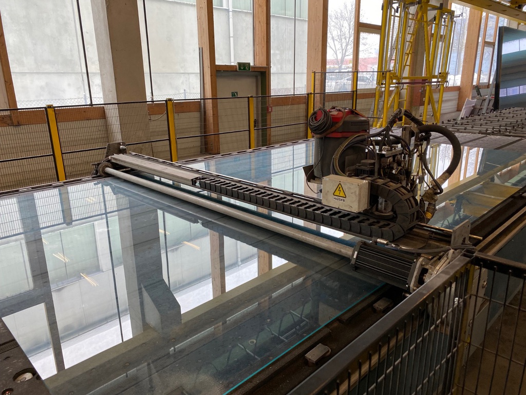 LINEA DE CORTE PARA VIDRIO MONOLITICO LISEC