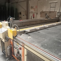 [1317400078] MESA DE CORTE PARA VIDRIO LAMINADO TUROMAS